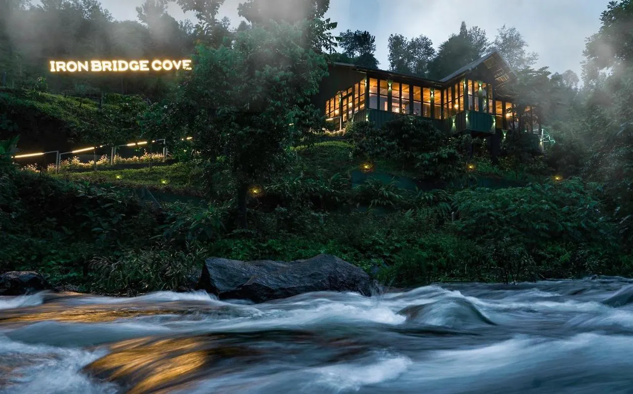 Iron Bridge Cove Villa Meppadi