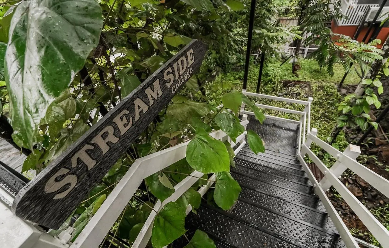 Lodge Iron Bridge Cove Villa Meppadi India